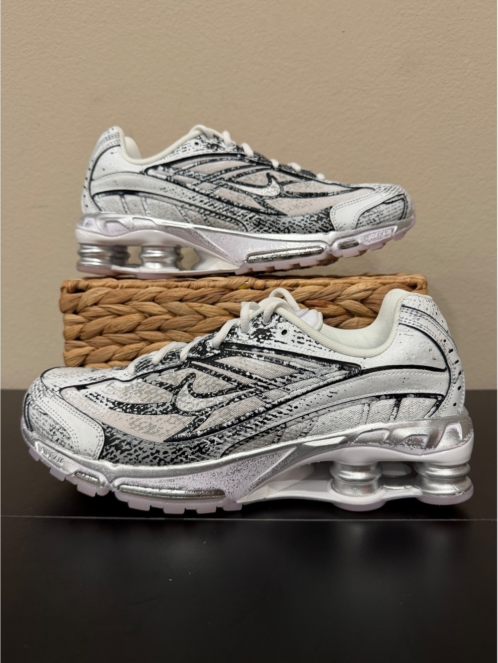 Size 10.5 - Nike Shox Ride 2 “Metallic Platinum” - Picture 1 of 6